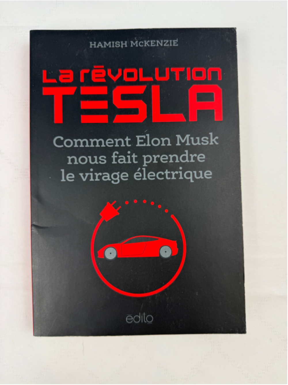 Hamish McKenzie, La Révolution Tesla